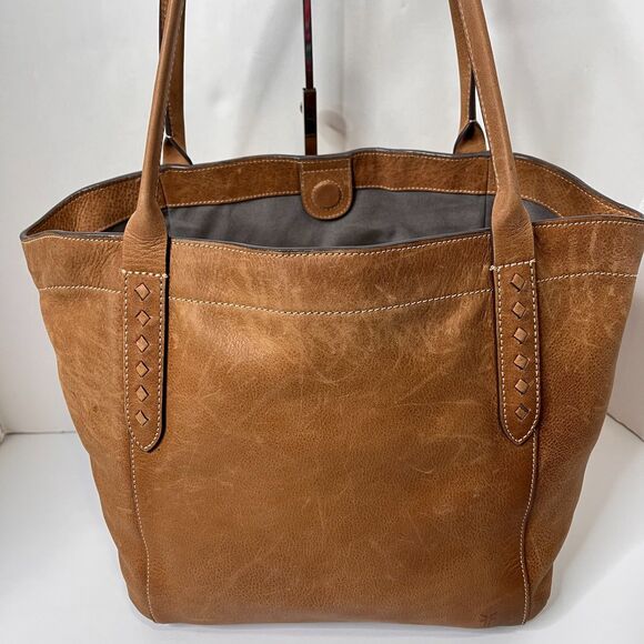 Frye Reed Full Grain Leather Tote EUC - Picture 2 of 12
